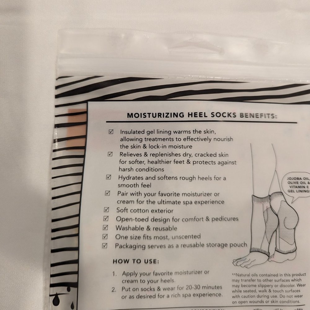 NWT Kitsch Moisturizing Spa Heel Socks - Picture 6 of 9